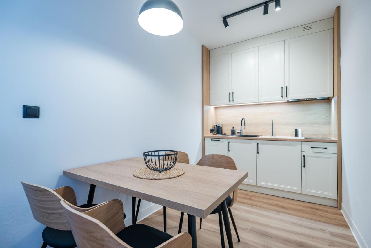 Apartamenty Na Uroczysku シクラルスカ・ポレンバ エクステリア 写真